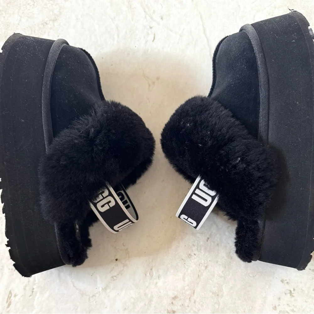 UGG Kids' Black Furry Slippers with Logo Strap - Picture 3 of 4